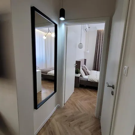 Secret Hideout Bp Apartment